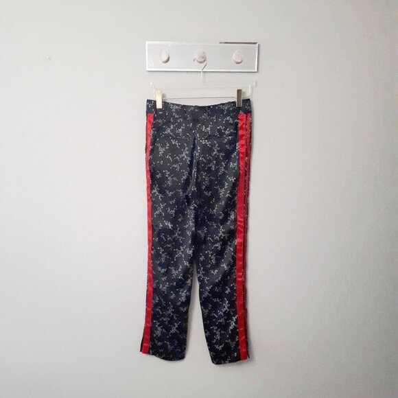 NWOT Equipment Femme black silk micro floral print pants w/ racer stripe detail - Picture 5 of 9